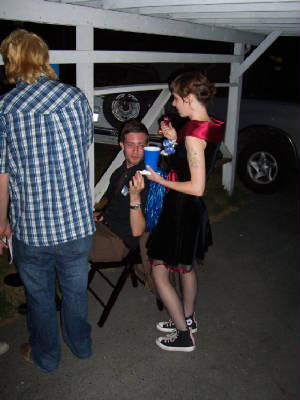 prom022_22_1.jpg